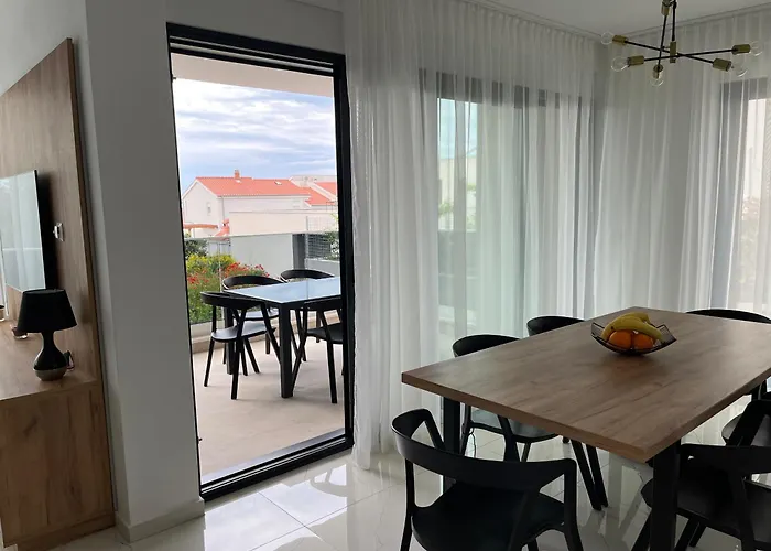 Διαμέρισμα Sunshine *